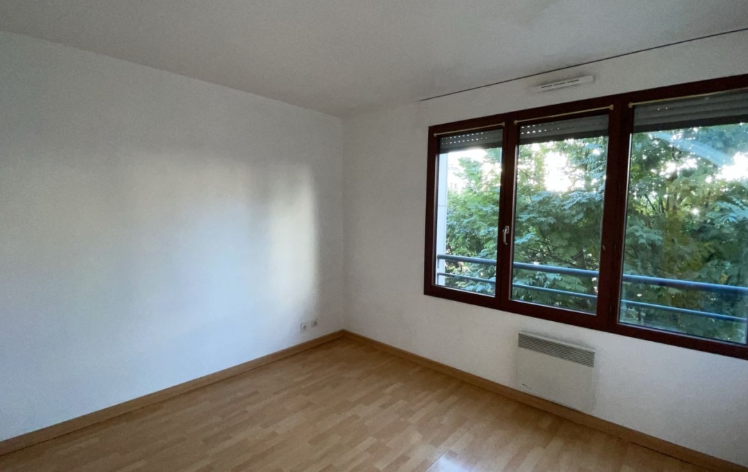 Annonces 75017 : Appartement | CHARENTON-LE-PONT (94220) | 20 m2 | 750 &euro; 
