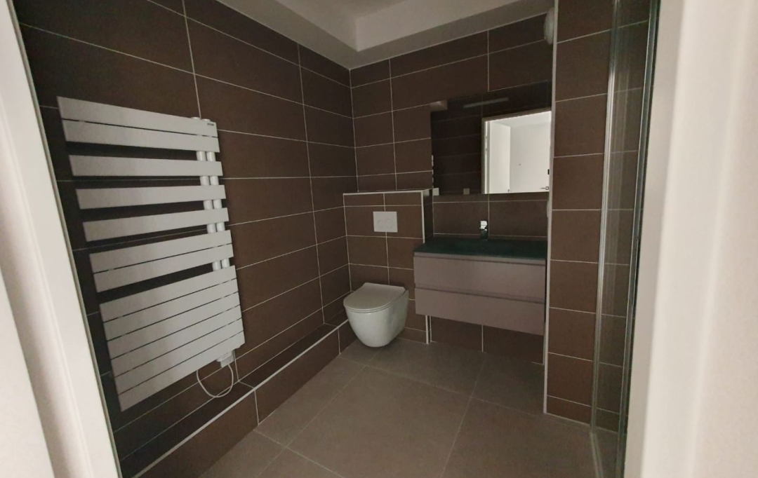 Annonces 75017 : Appartement | PARIS (75018) | 64 m2 | 1 225 000 &euro; 