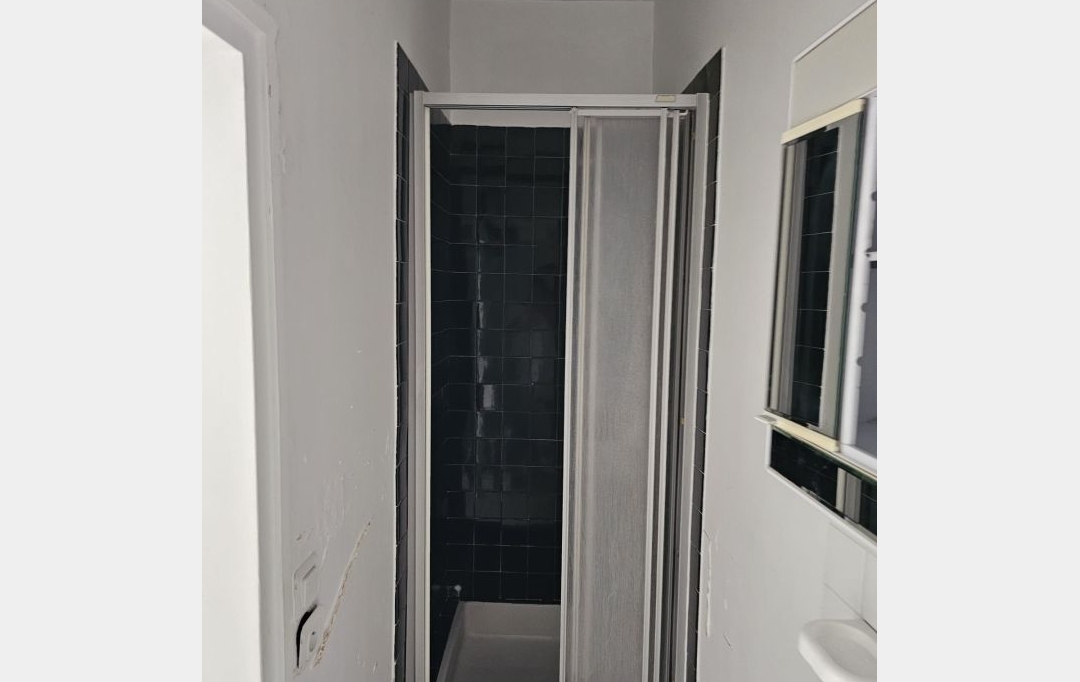 Annonces 75017 : Maison / Villa | BAGNOLET (93170) | 42 m2 | 280 000 &euro; 